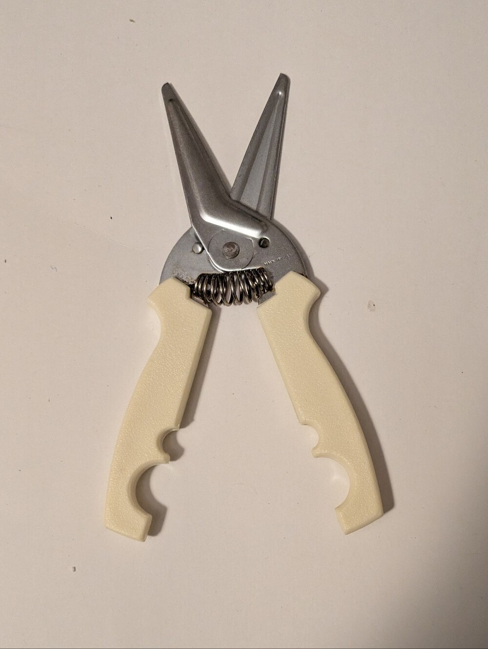 Kitchen Herb Stainless Steel Multi-Purpose Scissors Shears Cream Handles Vintage